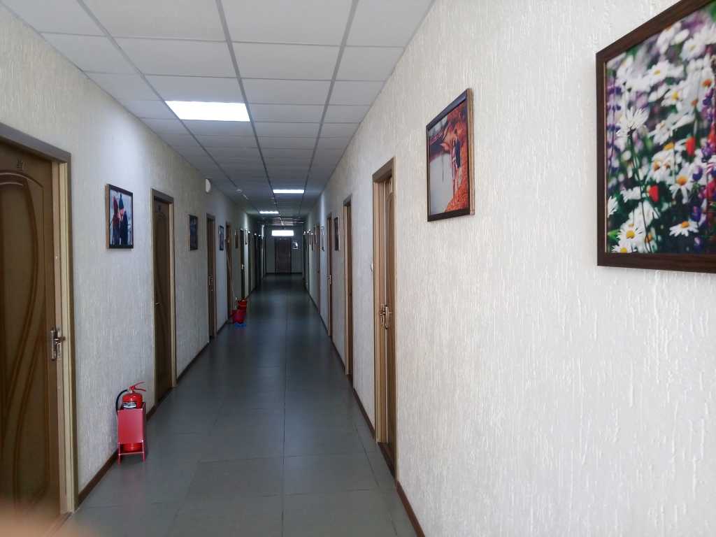 P30406-120711.jpg